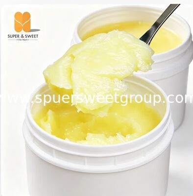 100% Natural Fresh Royal Jelly 10-HDA 1.8% 2.0% GMP HALAL Food Grade Bulk 1kg Vacuum Pack High Quality Factory Wholesale